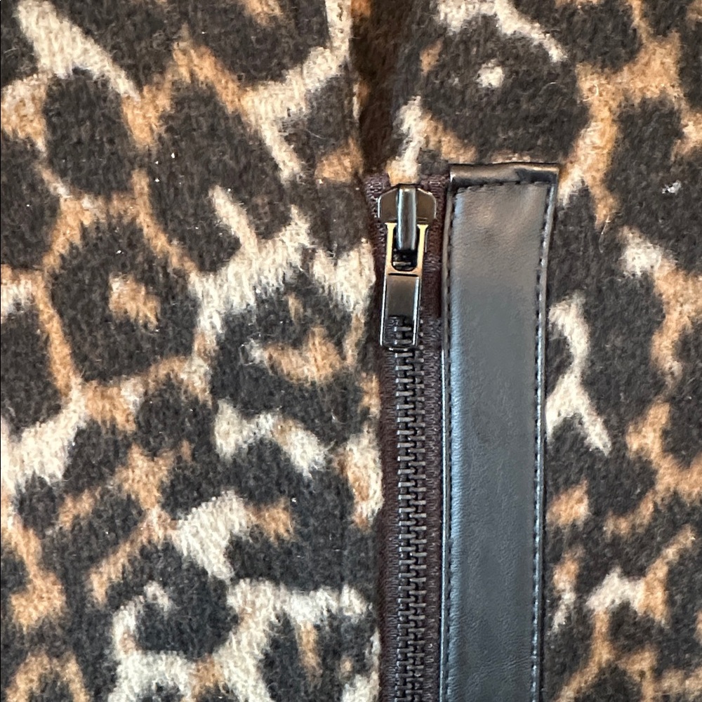 JOE FRESH Women's Black and Brown Cheetah Print Teddy Jacket - Picture 4 of 12